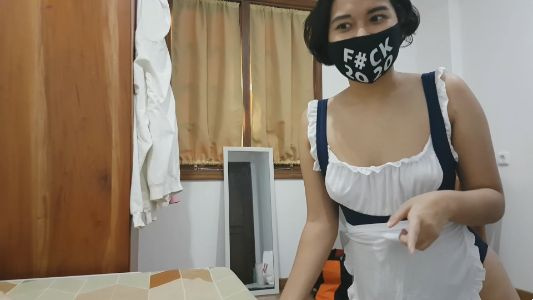 Saya gadis gua yang suka cosplay